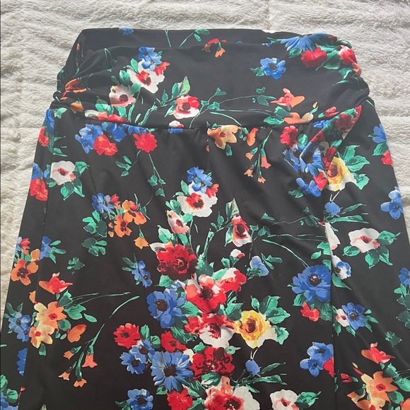 Apt. 9 Vibrant Floral Black Midi Skirt - Picture 2 of 10